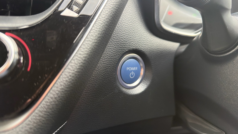 Toyota Corolla 1.8 VVT-i Hybrid Icon Tech 5dr CVT Hybrid Hatchback